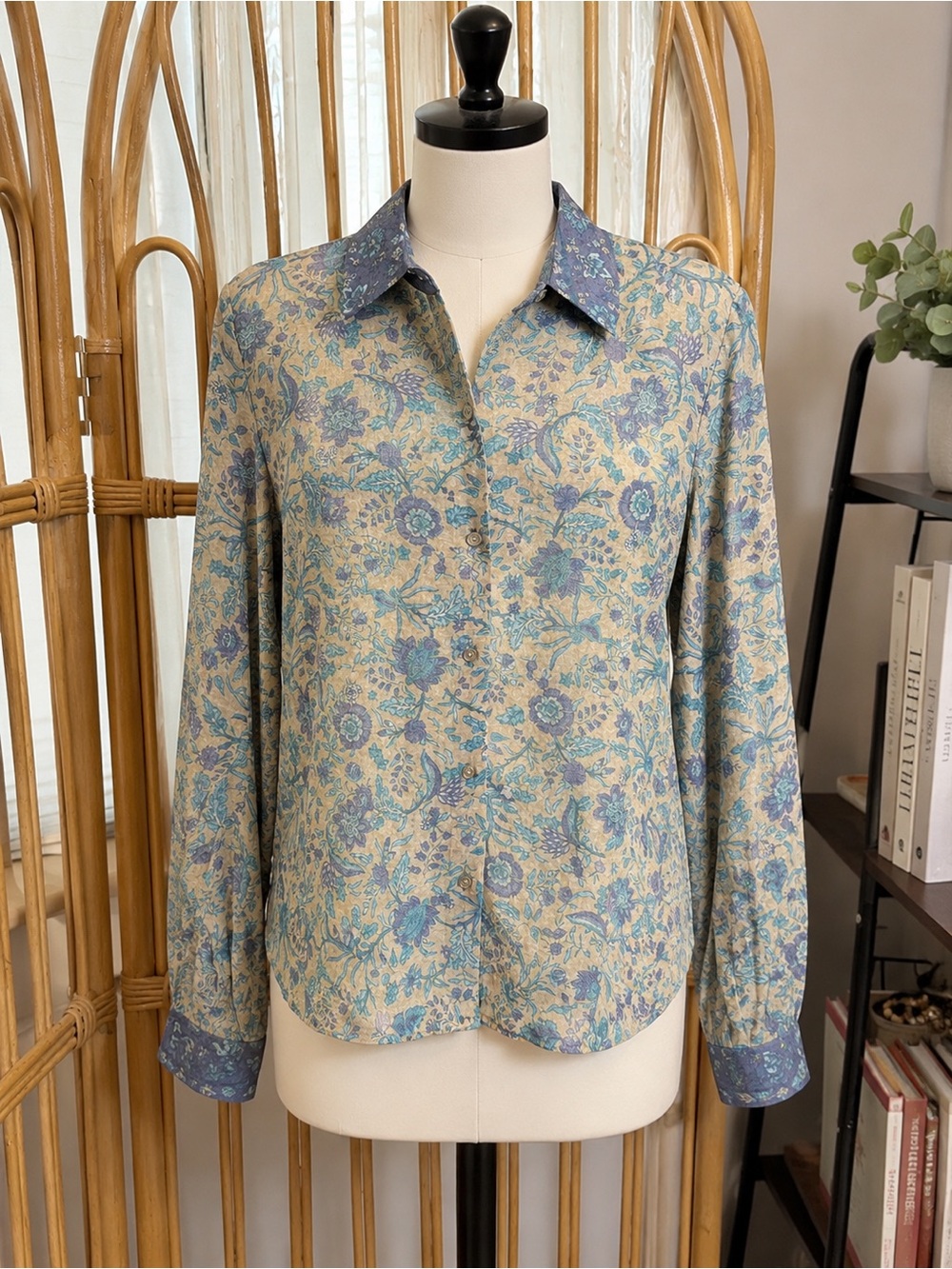 Vince Camuto blue floral cotton down blouse